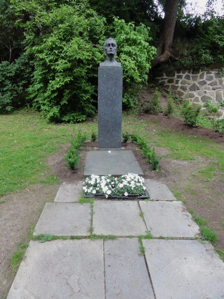 Edvard-munchs-grave