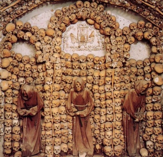 The-capuccin-crypt