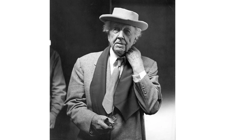 01_FrankLloydWright_Things-You-Never-Knew-About-Frank-Lloyd-Wrights-Work_FrankLloydWrightFoundation_FT